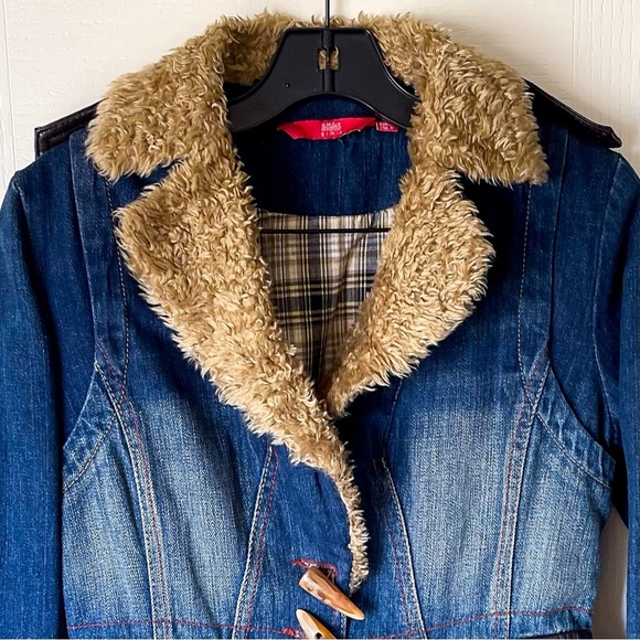 Vintage Denim Shearling Fur Jacket Butterfly Rhinestone Embellished Small GUC - Picture 3 of 9